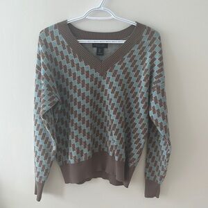 Size small comfortable blue and tan print sweater